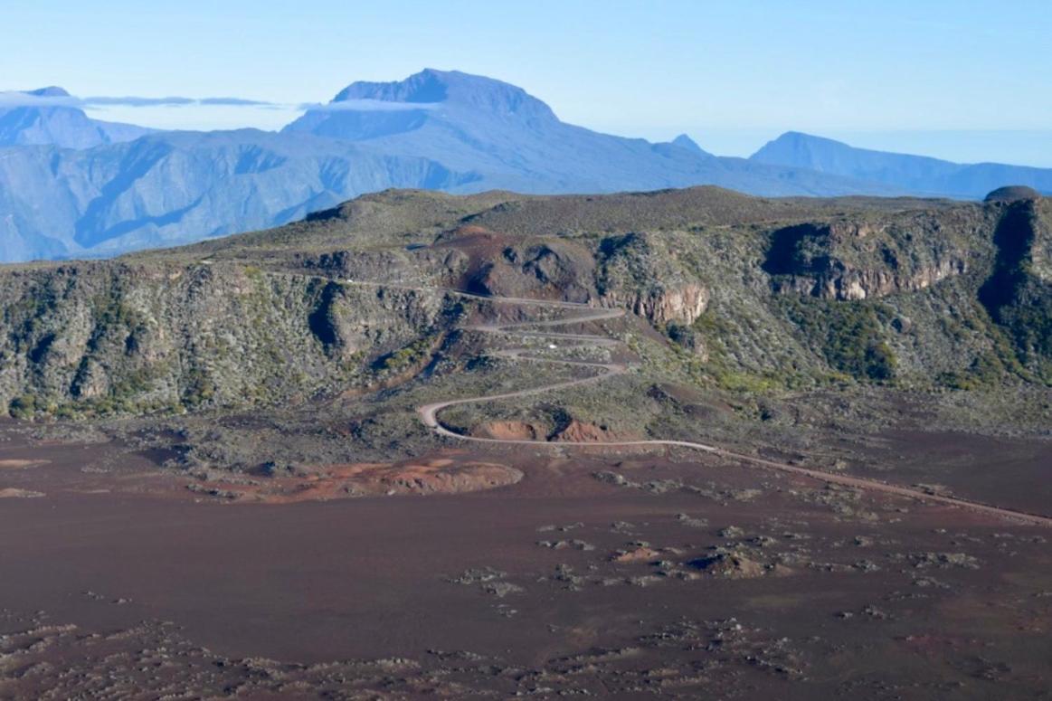 T2C Lagon Austral "Escapade Australe" Сен-Пьер Экстерьер фото